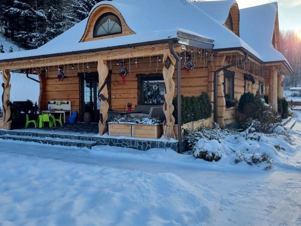 Agrodomki z bali Konradów