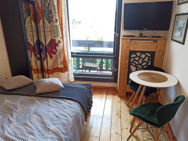 Pokój 2 osobowy z balkonikiem, 1 piętro. 