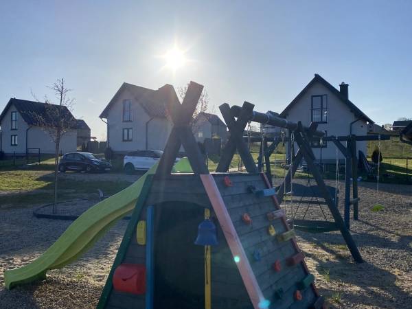 Domki na polanie Borzestowska Huta jezioro Raduńskie 