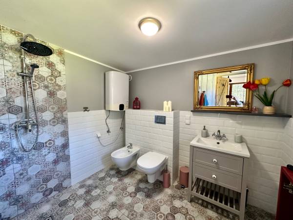  Domek Czerwony - łazienka