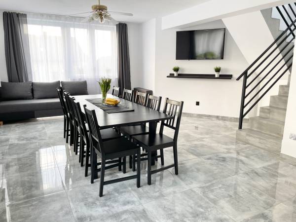 Salon - dom 10-osobowy