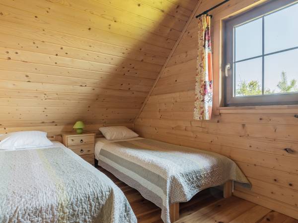 Domki drewniane z baliami - jacuzzi, całoroczne