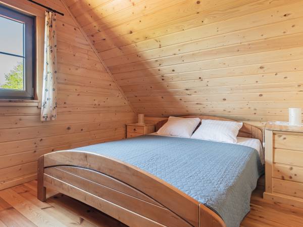 Domki drewniane z baliami - jacuzzi, całoroczne