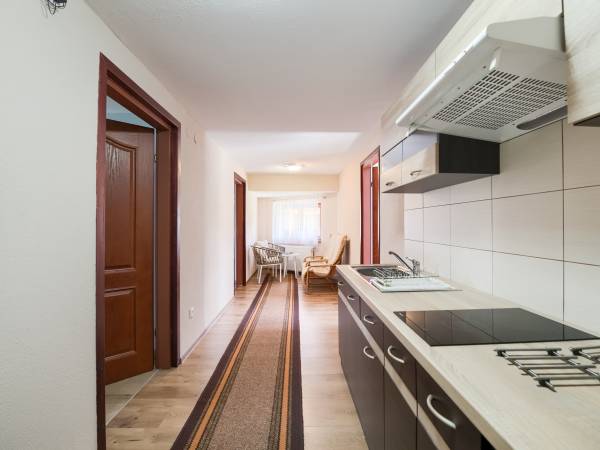 Korytarz/aneks kuch na piętrze 