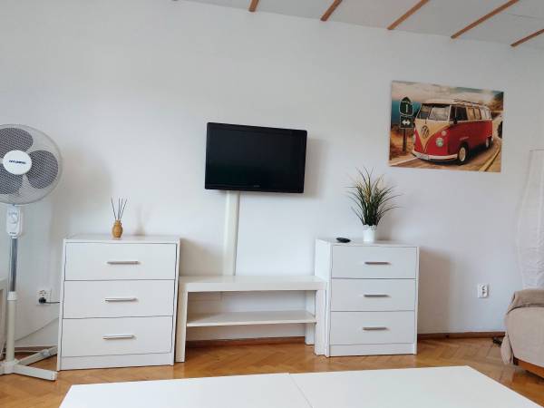 Mieszkanie Marysia: pokój dzienny/sypialnia