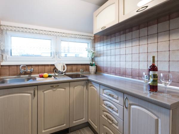 Barakuda Chałupy Domek letniskowy i Apartamenty