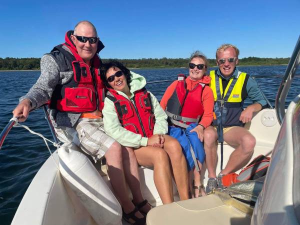 Barakuda Chałupy Domek letniskowy i Apartamenty