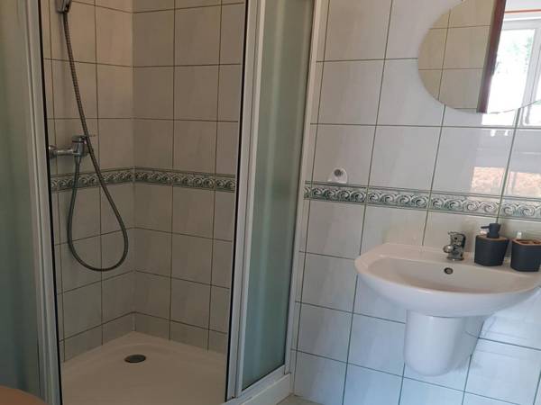 Pokoje Gościnne i Komfortowy Domek Siedlisko Moczarne