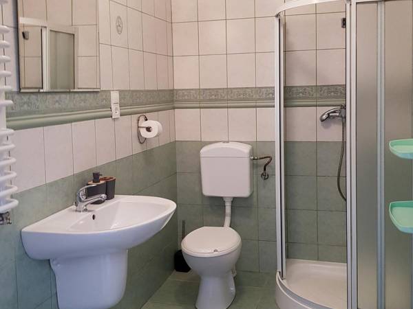 Pokoje Gościnne i Komfortowy Domek Siedlisko Moczarne