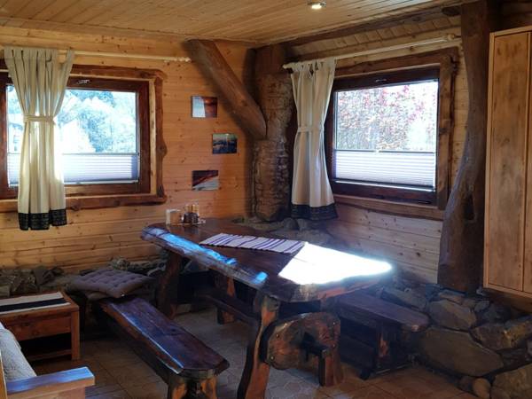 Pokoje Gościnne i Komfortowy Domek Siedlisko Moczarne