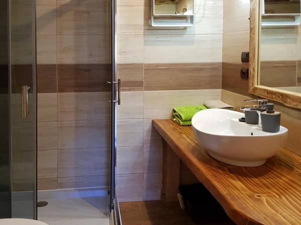 Pokoje Gościnne i Komfortowy Domek Siedlisko Moczarne