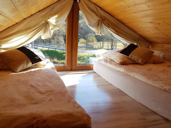 Pokoje Gościnne i Komfortowy Domek Siedlisko Moczarne