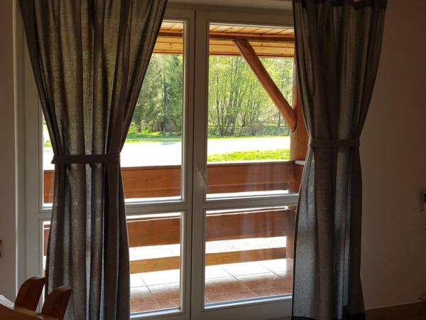 Pokoje Gościnne i Komfortowy Domek Siedlisko Moczarne