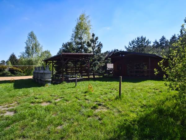 wiata grillowa i boisko do siatkówki
