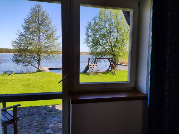 (m2) pokój parter, taras dla 2-3 osób