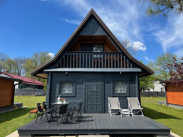 POD SKAMIENIAŁYM MIASTEM 