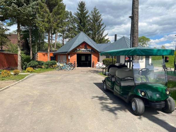 POD SKAMIENIAŁYM MIASTEM 