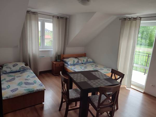 Pokój 3-osobowy z balkonem