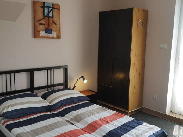  z aneksem kuchennym, tarasem dla 2-3 osób 