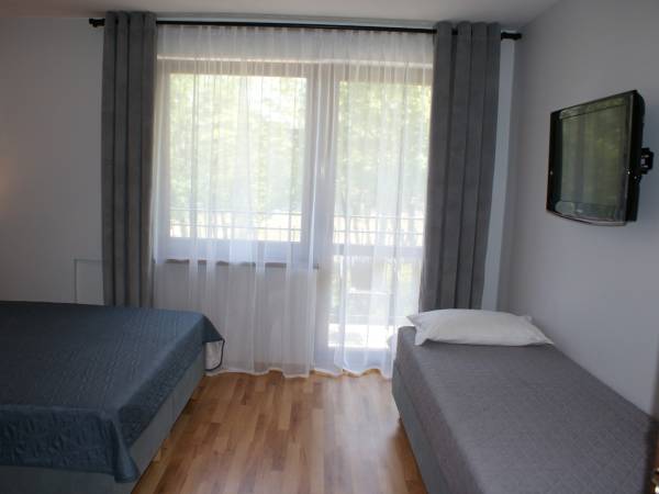 Pokój nr.13 z łazienką i balkonem