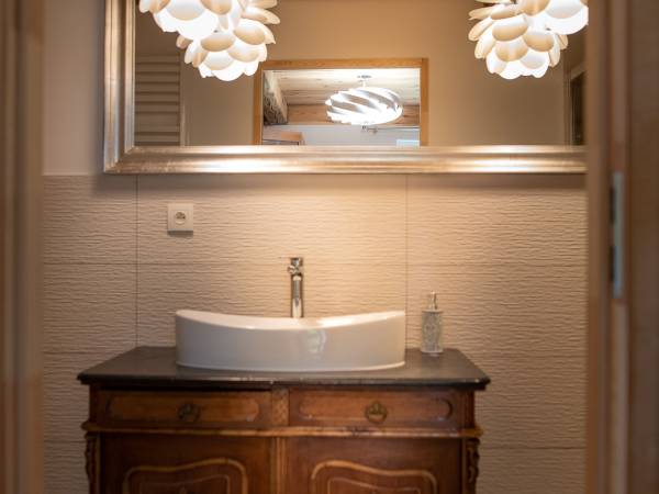 Dom sześcioosobowy (łazienka)