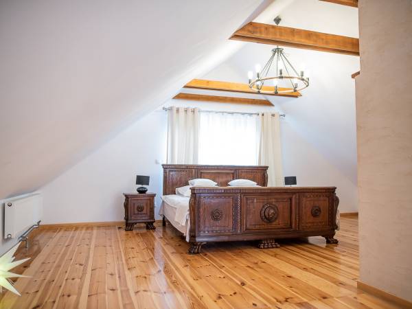 Dom ośmioosobowy (sypialna na poddaszu, podwójne łóżko)