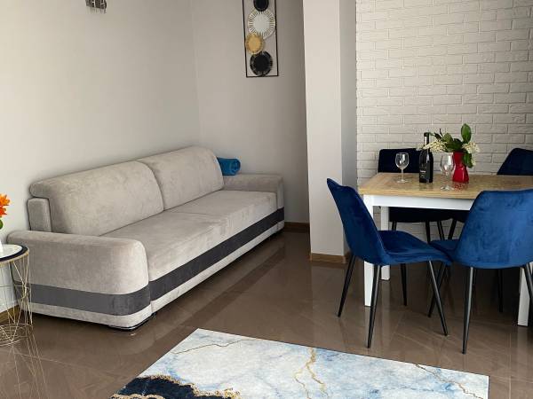 Apartament 4