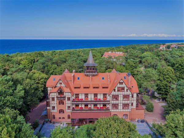 KAISERHOF - Cesarski Dwór, Budynek z Nutą Historii