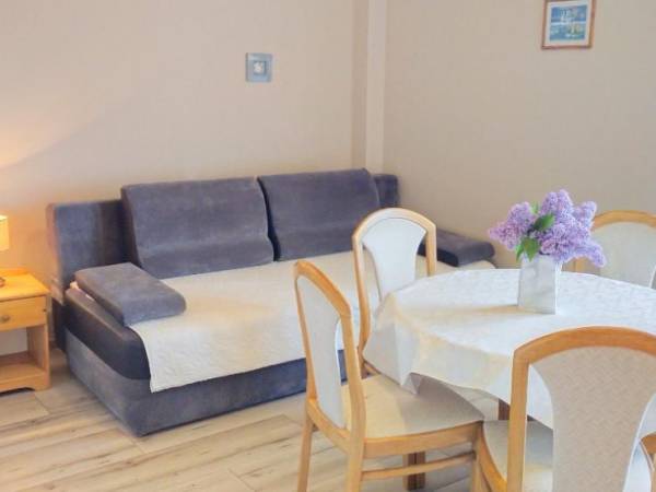 Apartament dwupokojowy z kuchnią