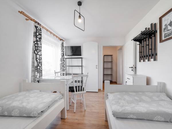 Pokój 4os (dwupokojowy)