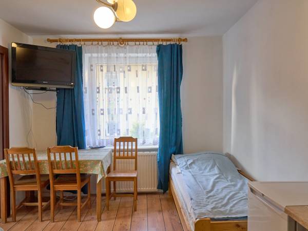 pokój czteroosobowy 2 - salon