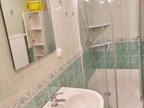 pokój dwuosobowy 6 - łazienka