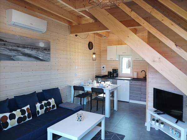 Domki Apartamentowe AURA