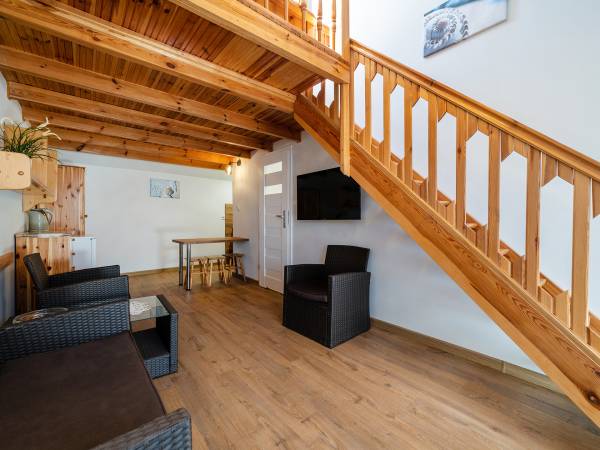 Apartament z antresolą