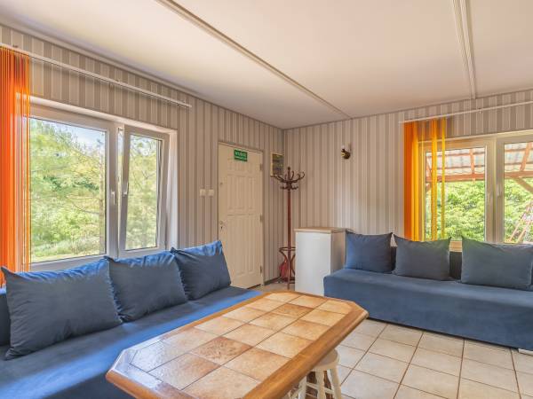 domek do 8 osób salon