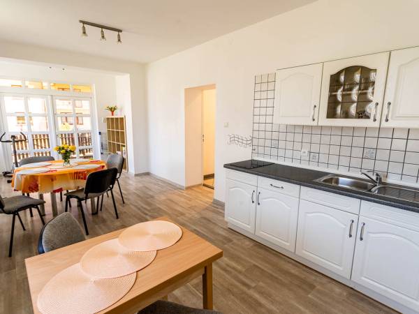 Apartamenty i pokoje Ara