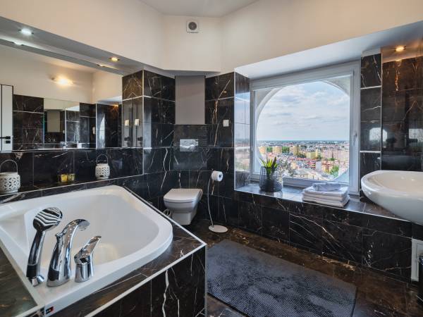 Penthause 110 mkw na dachu Wrocławia