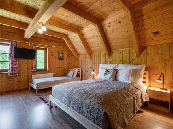 Apartament 3-osobowy z aneksem kuchennym I piętro