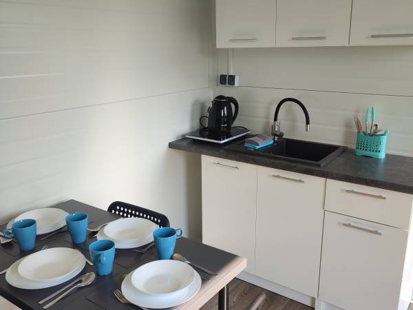 Aneks kuchenny w domku letniskowym 