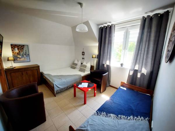 Pokój 2-, 3- osobowy z łazienką 