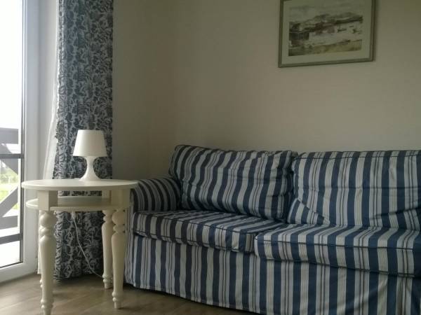 sofa w salonie