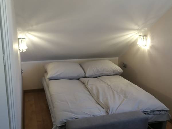 Pokój 7 (II piętro)