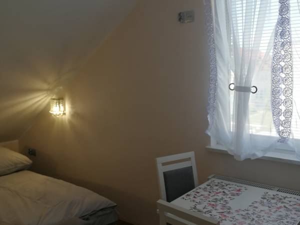 Pokój 7 (II piętro)