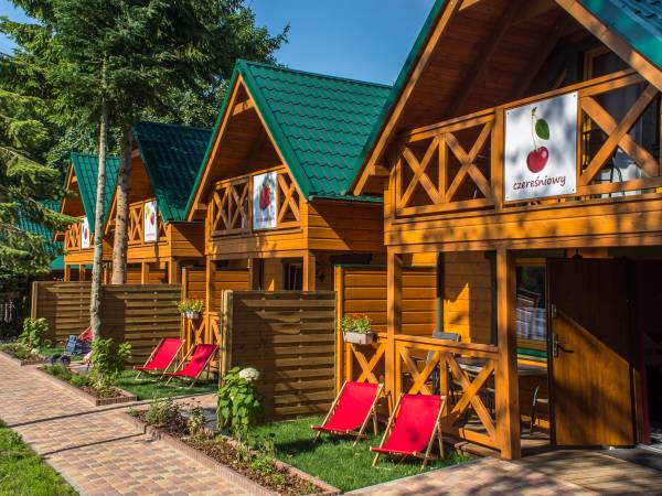 Domki pod lasem blisko morza, Sztutowo