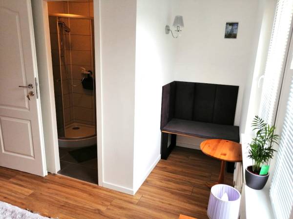 Pokoje gościnne i domki Bożena