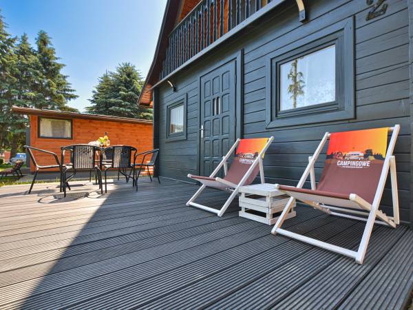 POD SKAMIENIAŁYM MIASTEM 