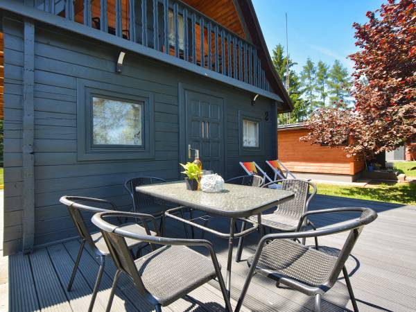 POD SKAMIENIAŁYM MIASTEM 