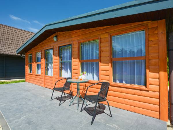 POD SKAMIENIAŁYM MIASTEM 