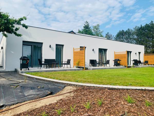 PATIO APARTAMENTY I DOMKI