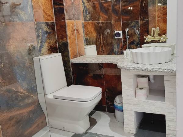 aparament (nr 2 ) łazienka